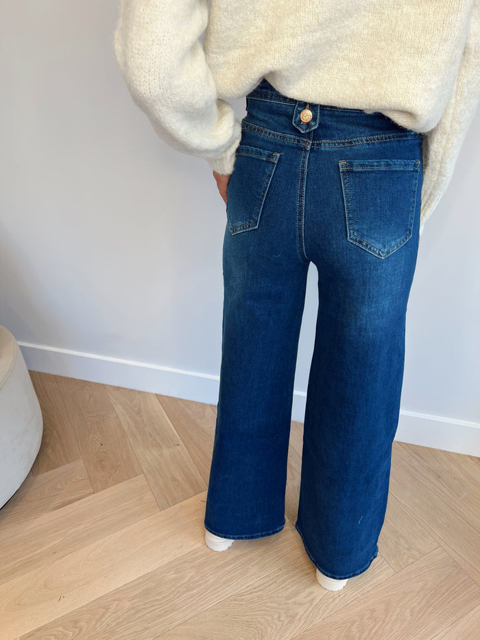 Modern jeans